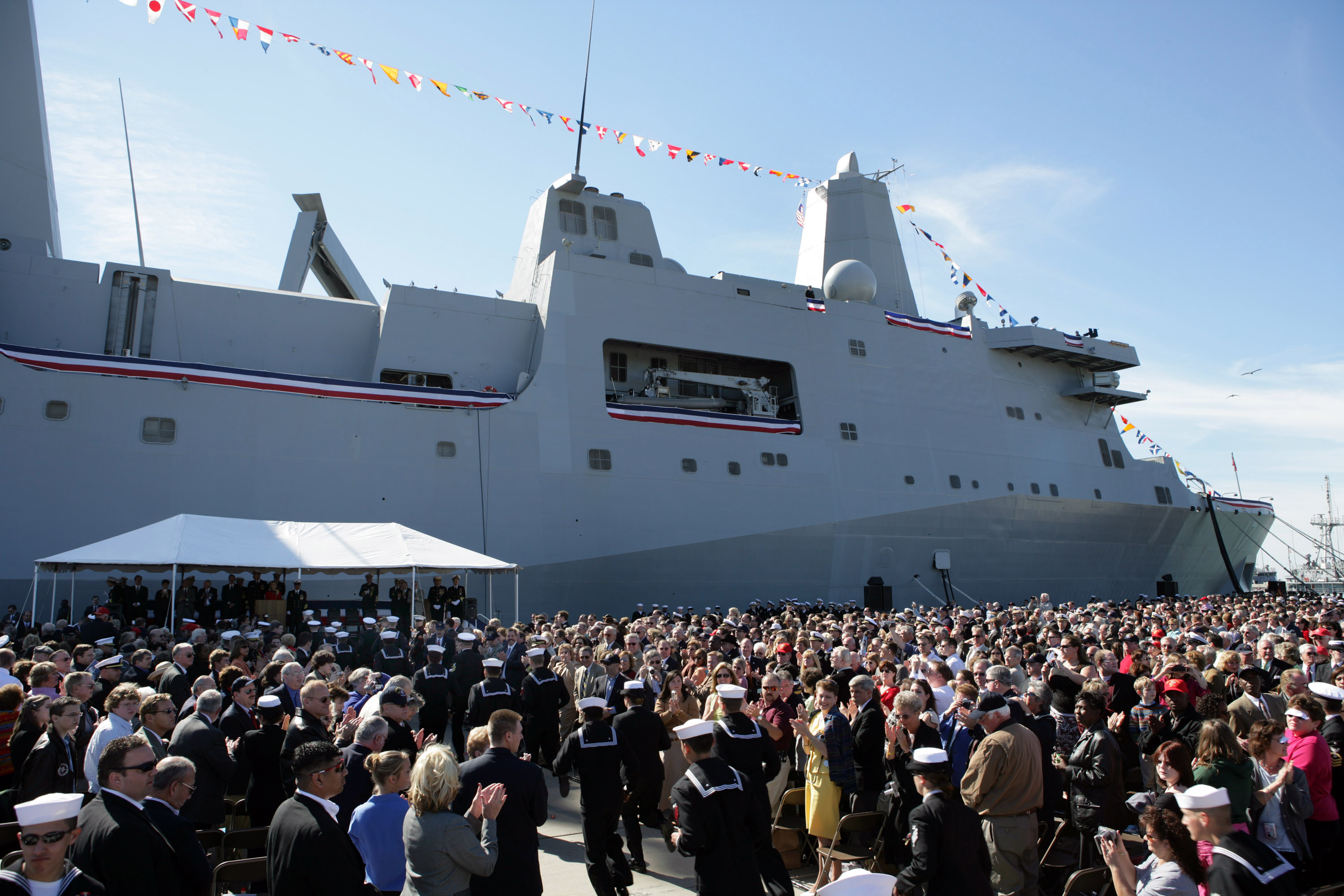 USS San Antonio (LPD 17)